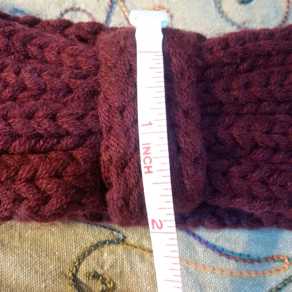 2 Hot in Hollywood Headbands knit & red grosgrain - Picture 7 of 8